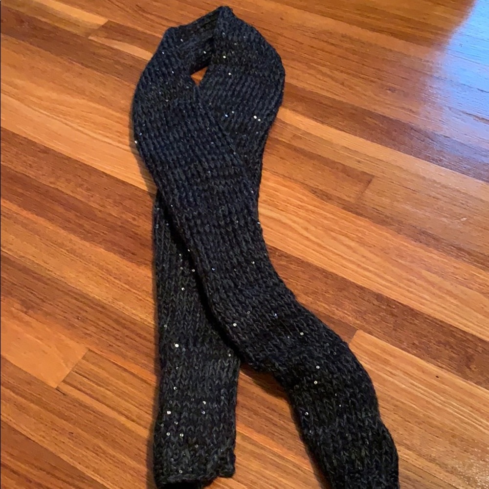 Women’s black glitter scarf